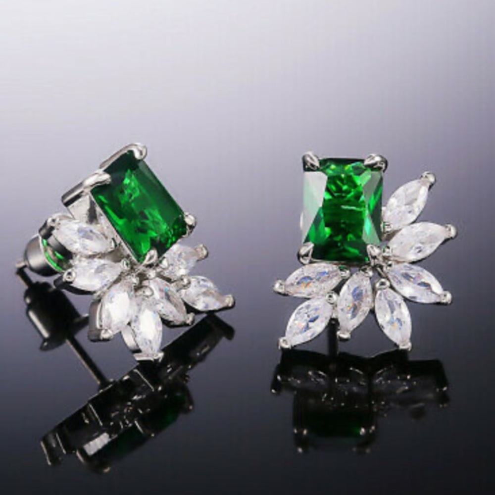 - New Sterling silver Stud Earrings